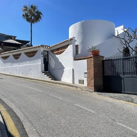 Villa A 100 Metros De La Playa El Faro